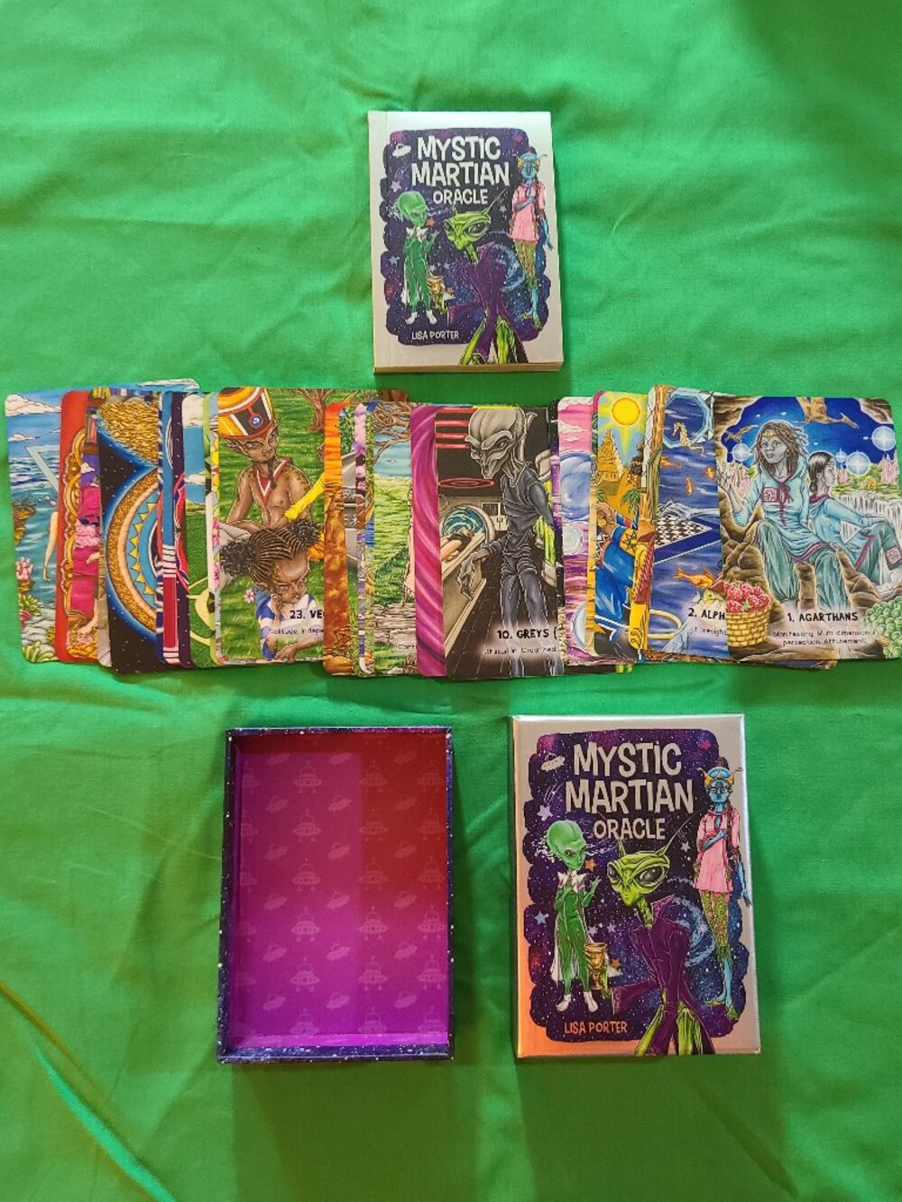 Tarot Cards Mystic Martian Oracle - Picture 5 of 11